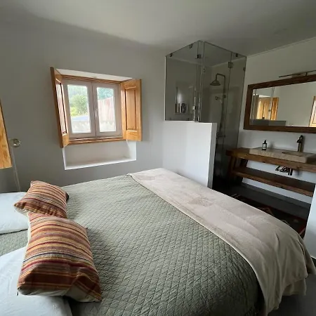 A Carpinteira House *