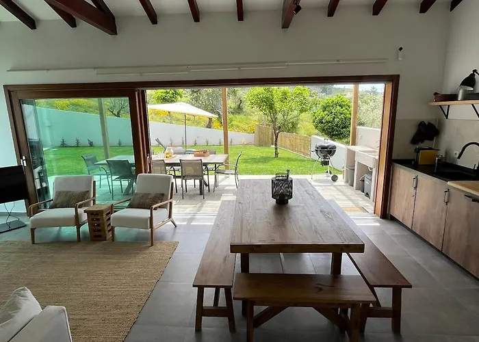 A Carpinteira House *