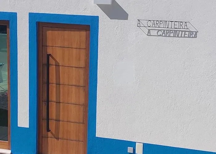 A Carpinteira House Casa de Férias Aldeia do Mato (Santarem)