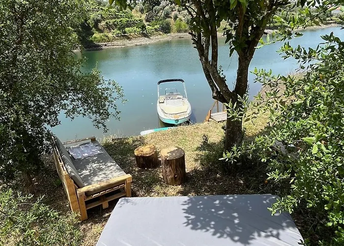 A Carpinteira House * Aldeia do Mato (Santarem)